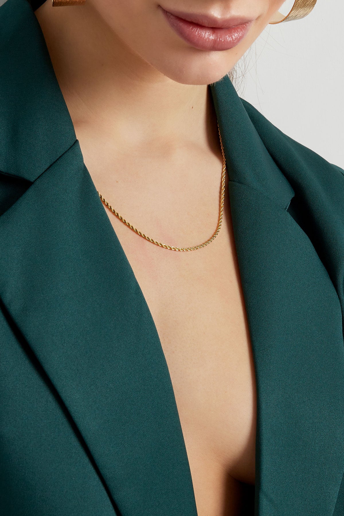 Collana ritorta sottile - Colore oro-2.0MM
