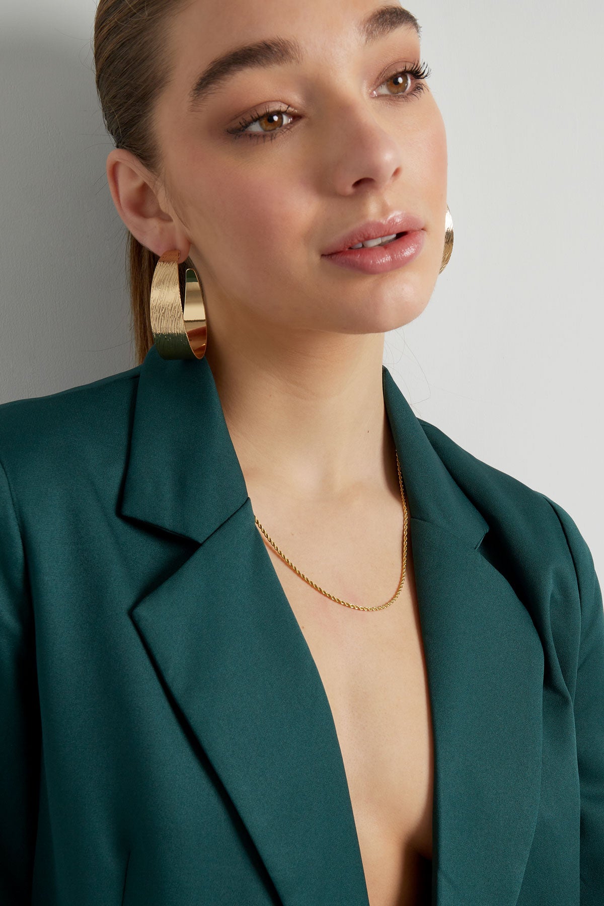 Collana ritorta sottile - Colore oro-2.0MM