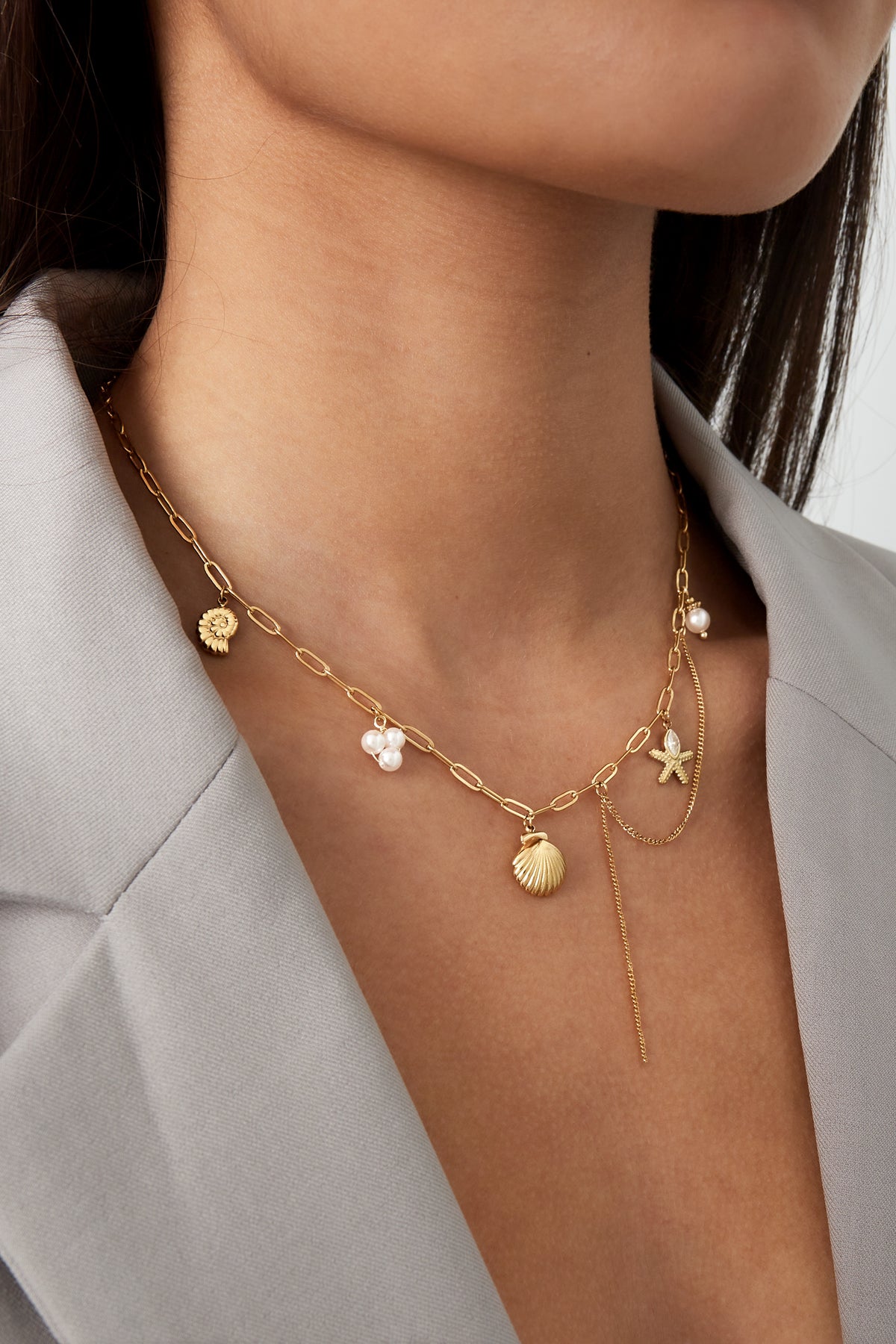 collana di conchiglie di mare