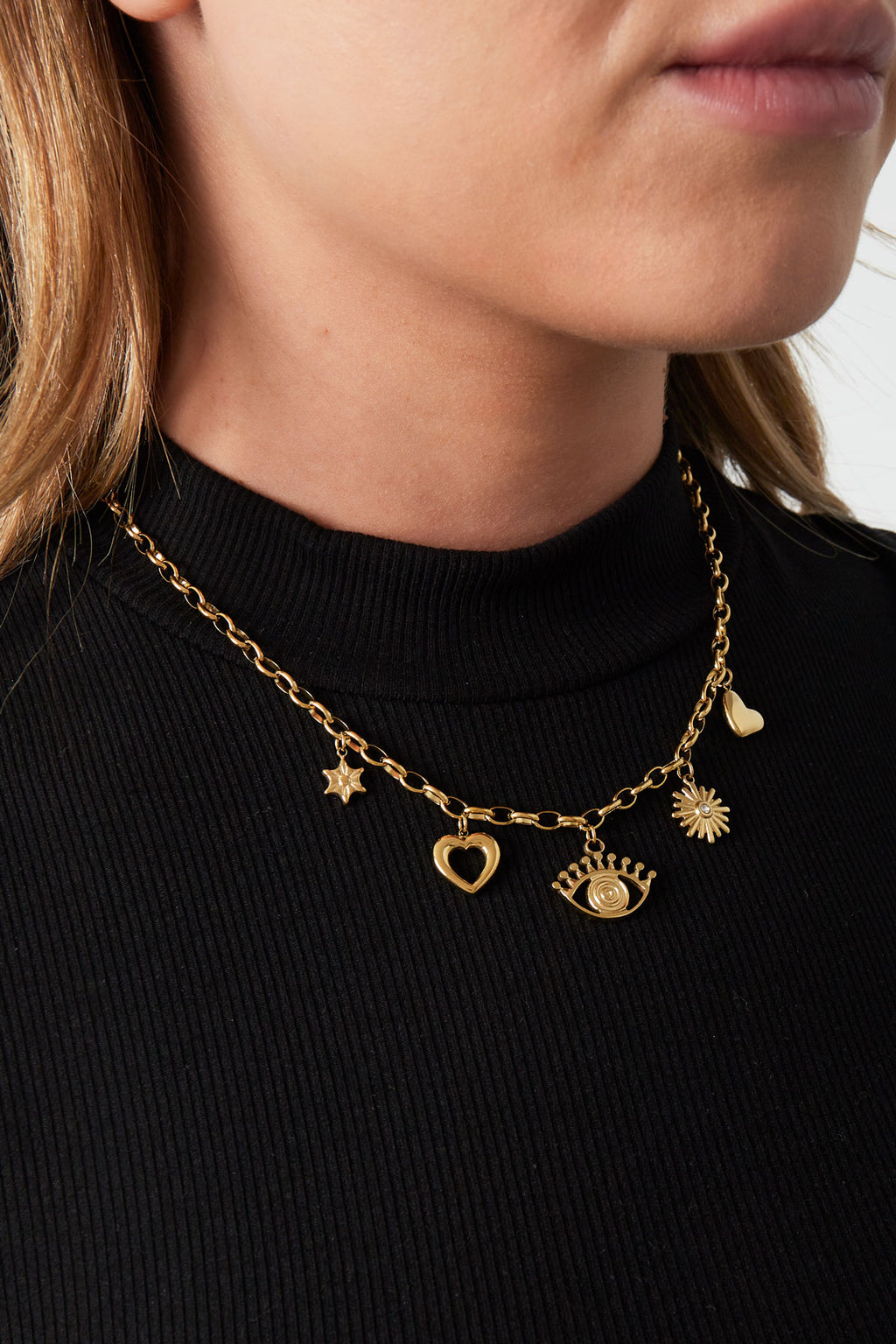 collana con ciondolo paese delle meraviglie