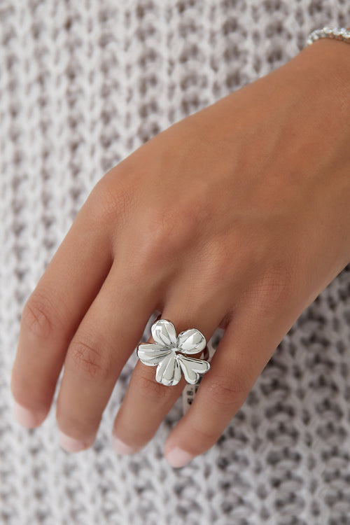 anello floral romance