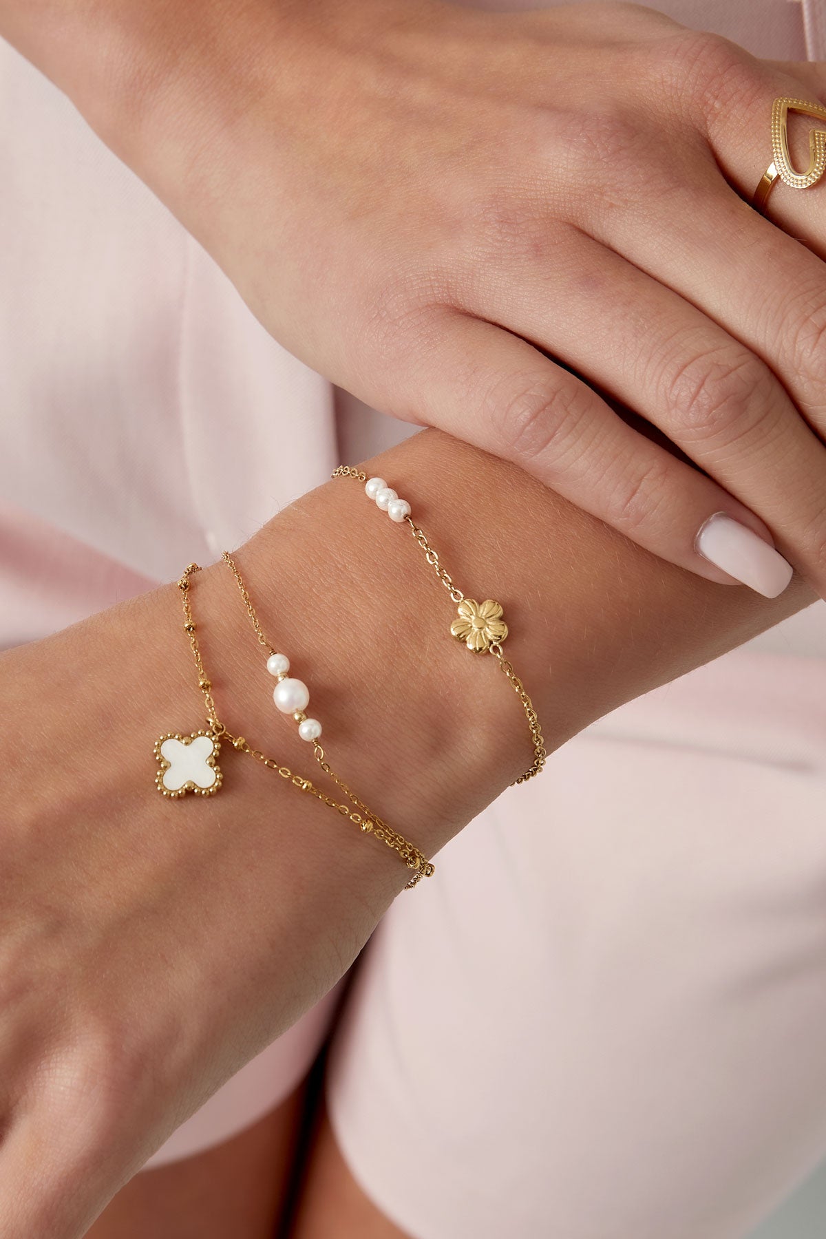 bracciale fiore con perle