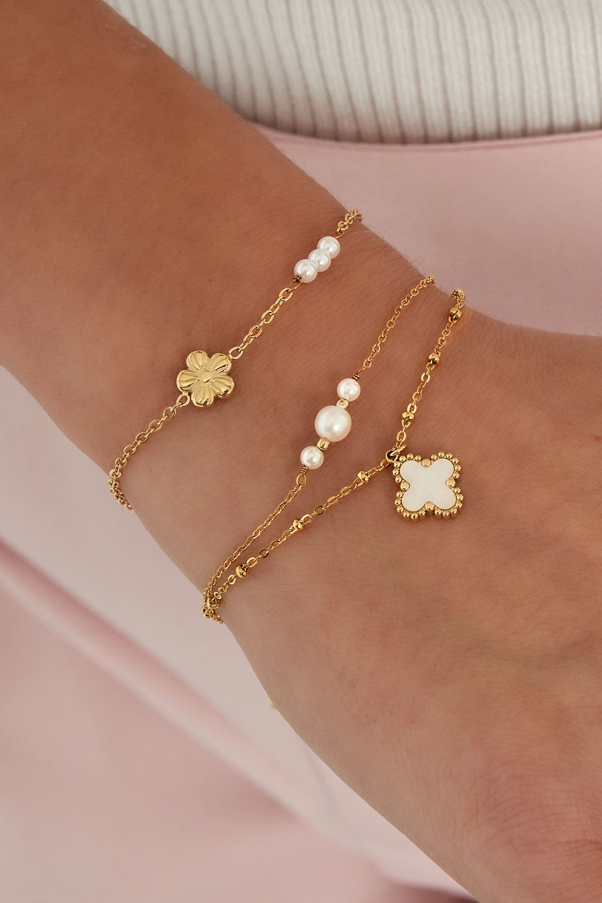 bracciale fiore con perle