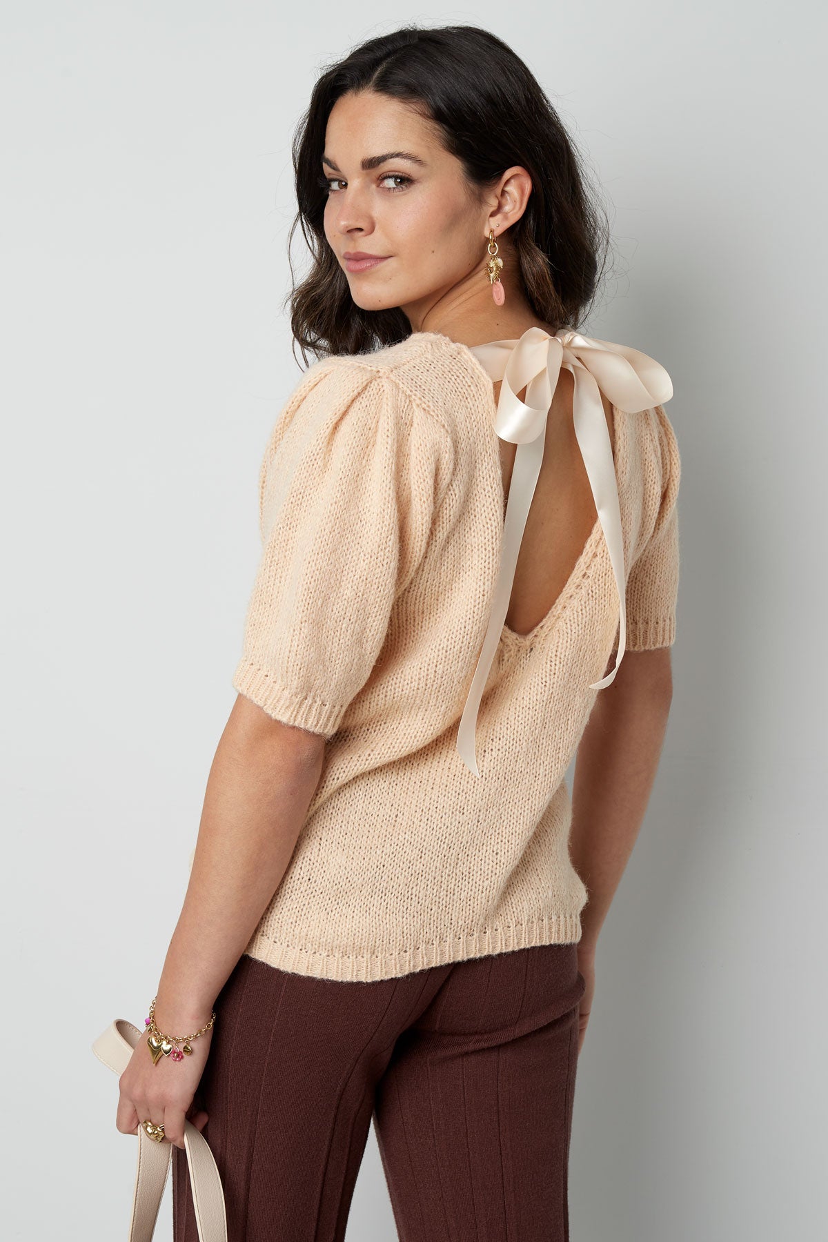 Top da Donna a Manica Corta in Nylon Maglia con Dettaglio Fiocco sul Retro