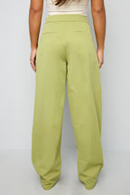 pantaloni a botte