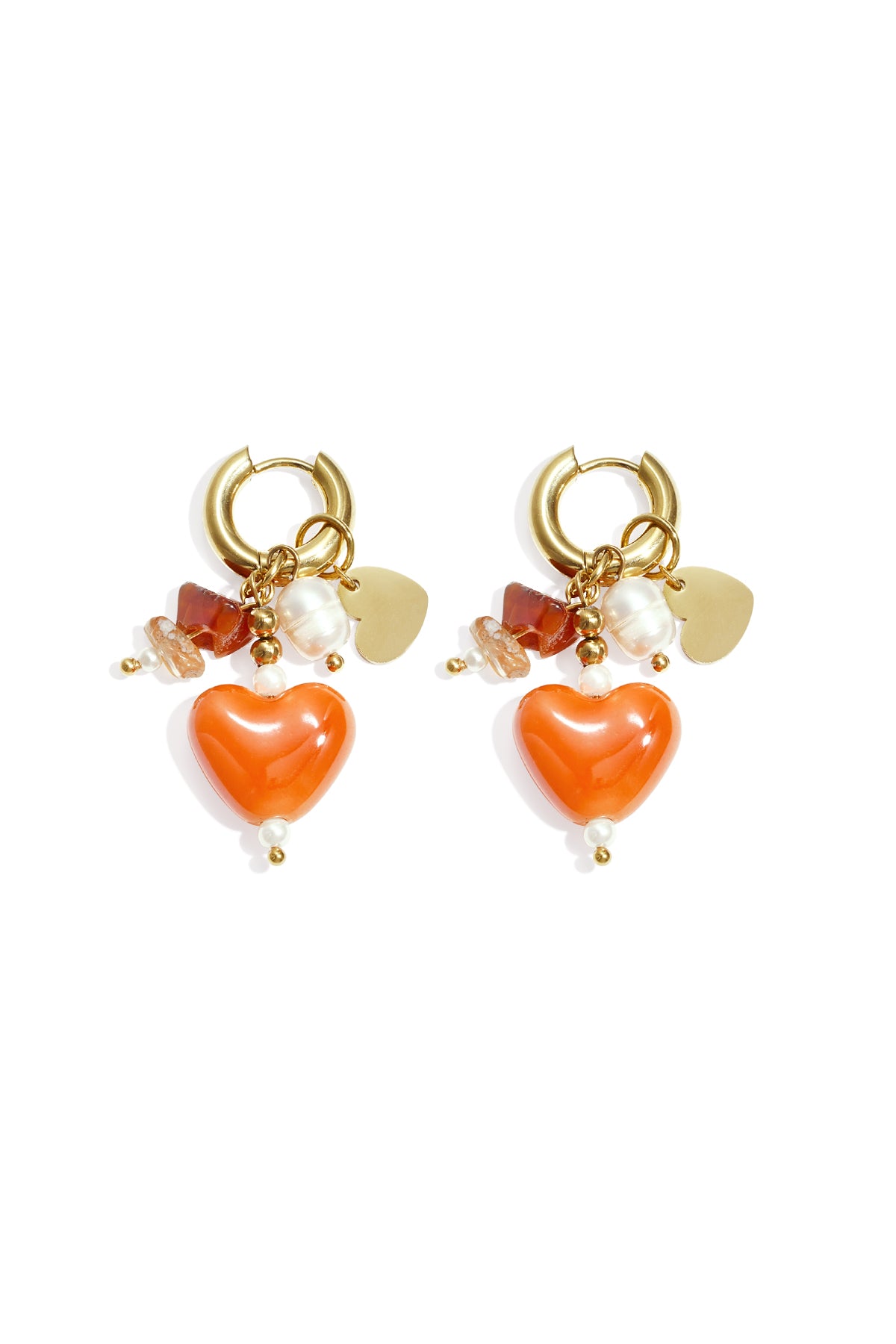 Orecchini con perline e ciondoli a forma di cuore
