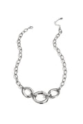 Collana con pezzi rotondi importanti