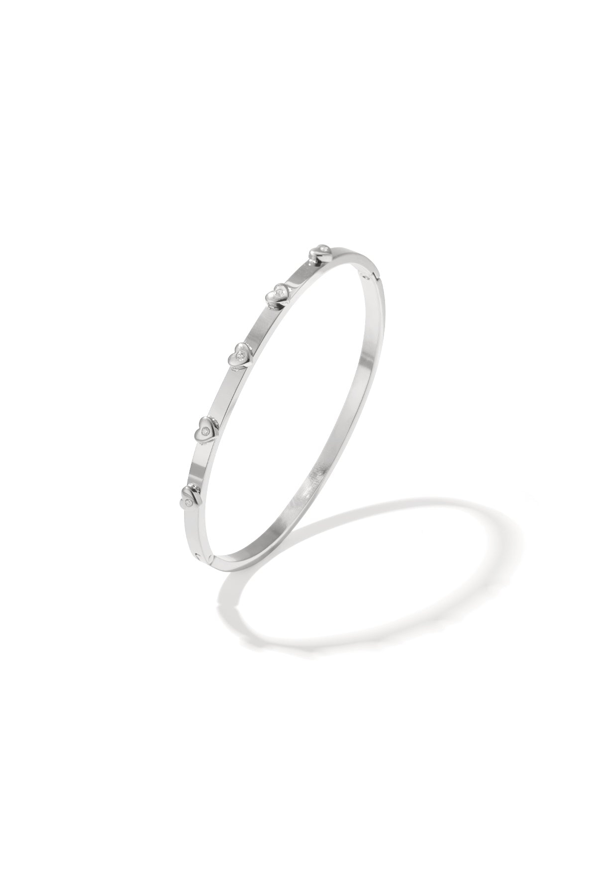 Bracciale con dettagli a forma di cuore