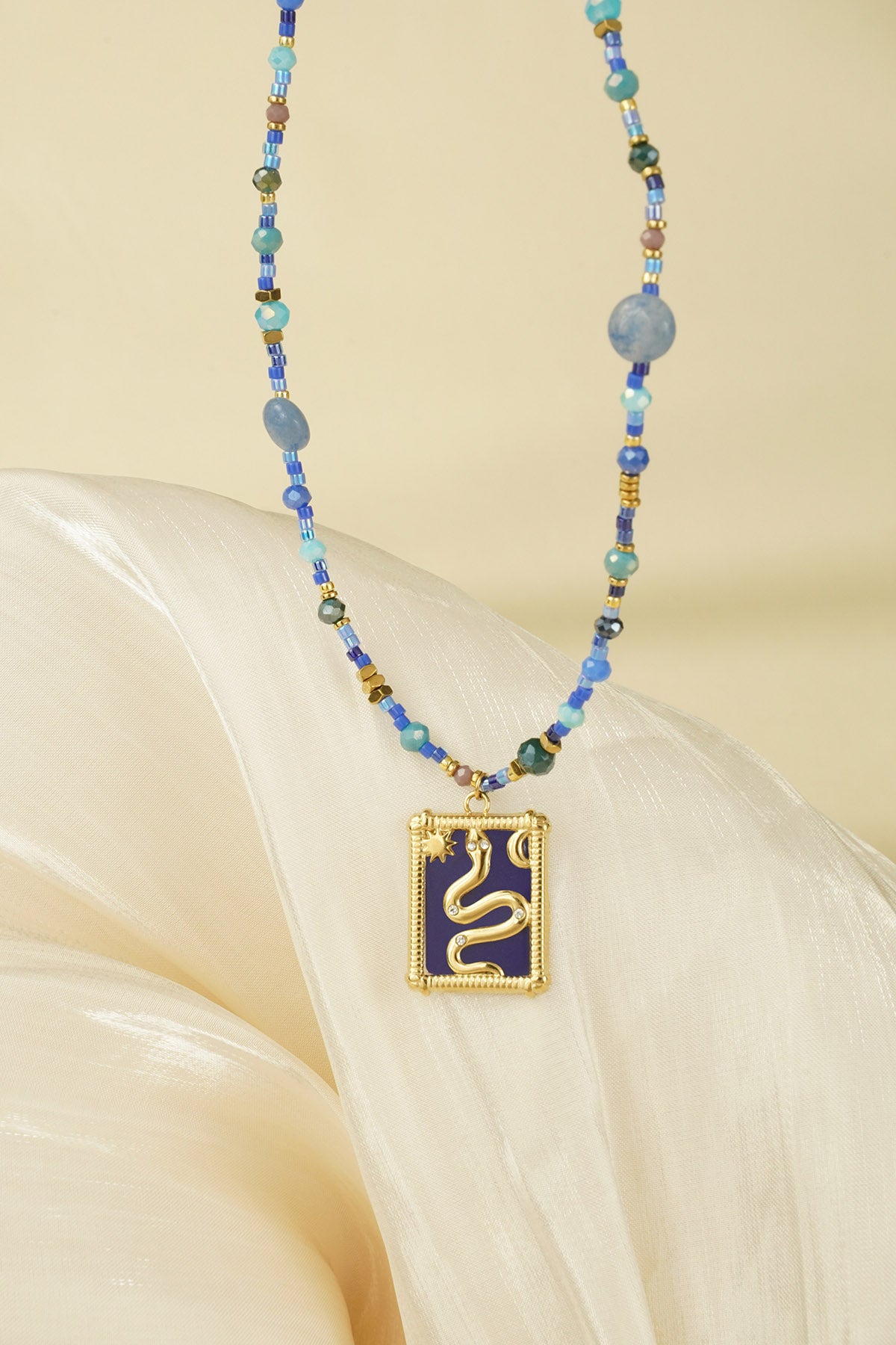 Collana storia del serpente