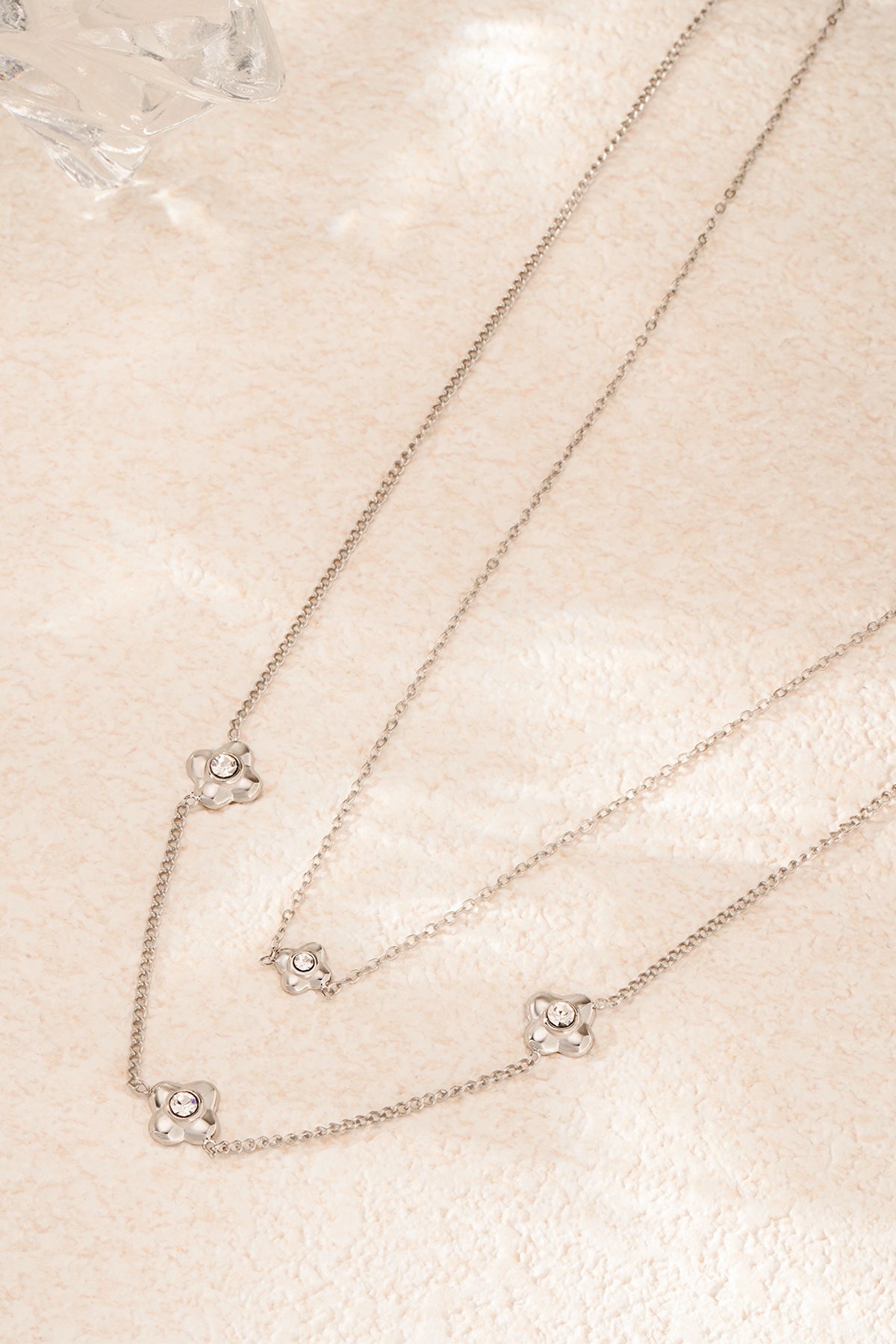 collana fiorita