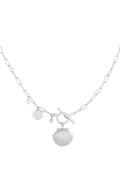 collana di conchiglie