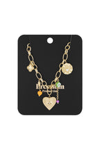 collana con ciondolo a forma di occhio