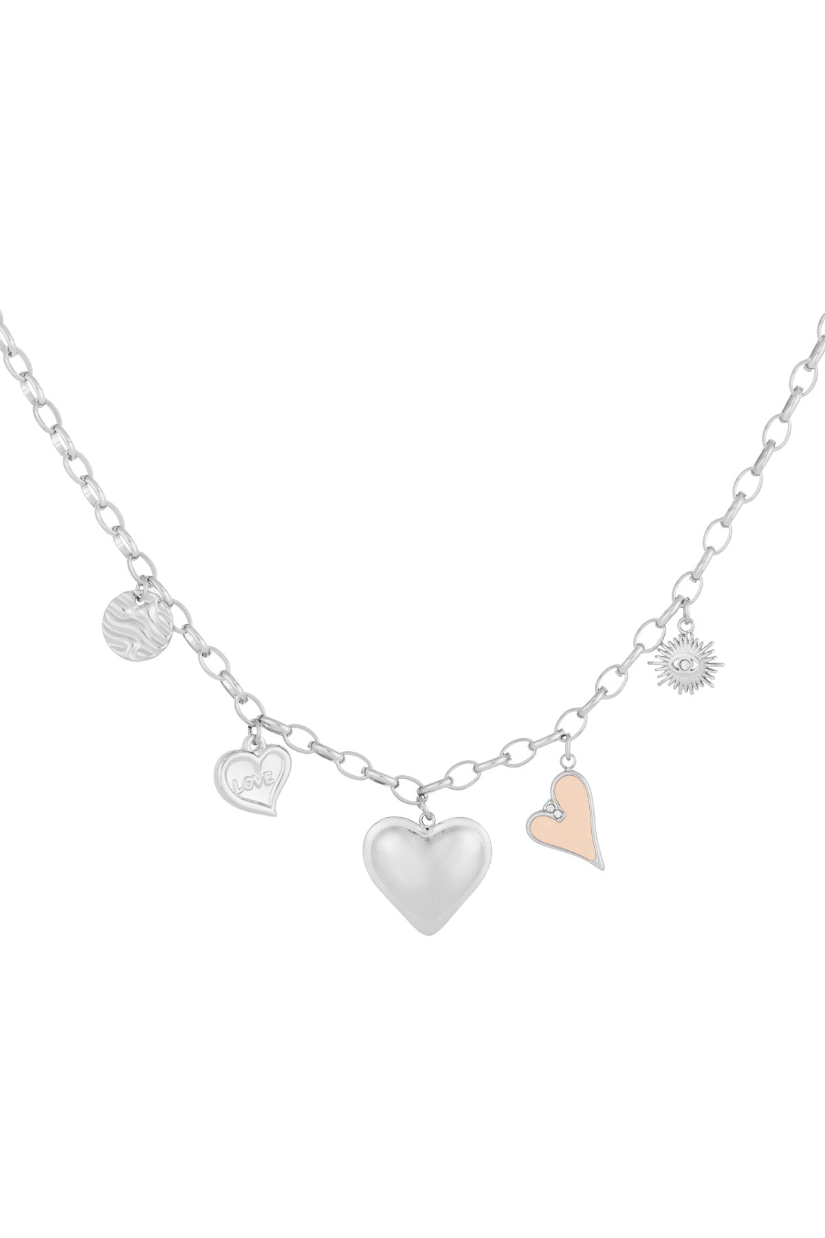 collana con ciondolo d'amore