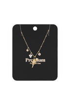 collana con ciondolo costiero