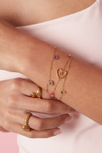 Bracciale con pietre rosa nei cuori