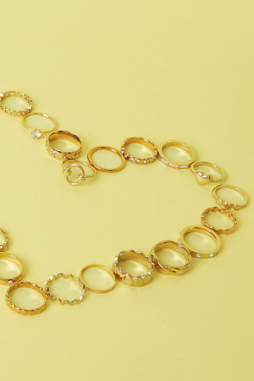 Anello drappeggiato