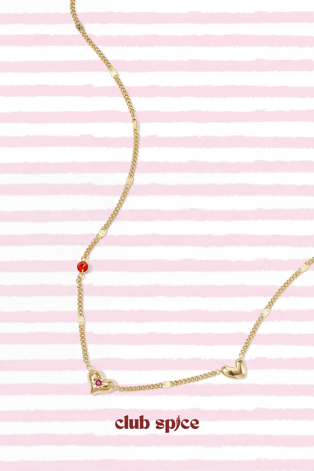 Collana con cuori pietre e motivi