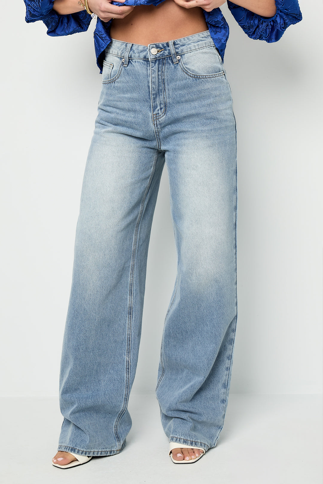 Jeans a gamba larga