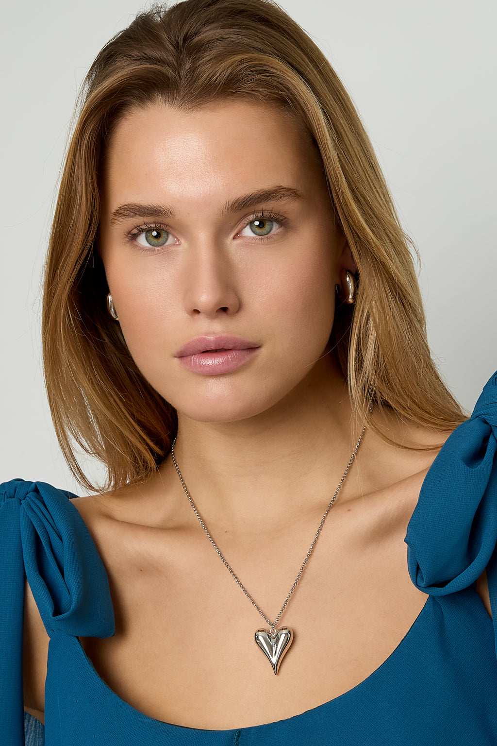 collana semplice con iconico cuore medio