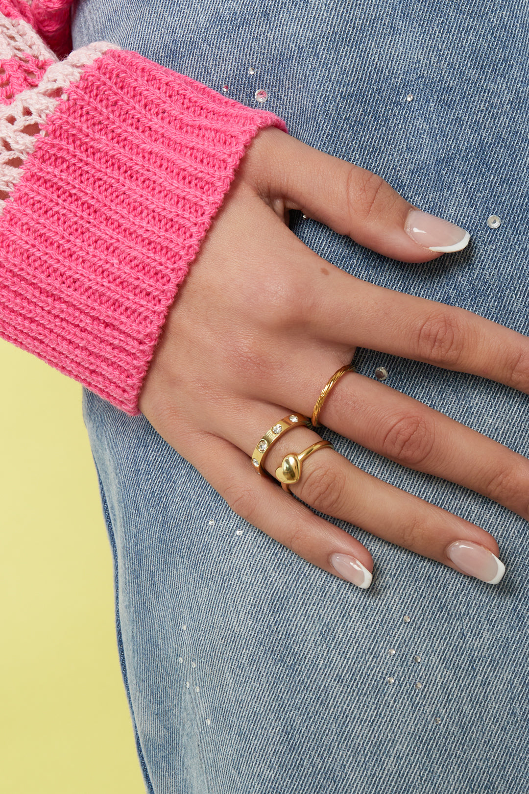 Anello con pietre minimaliste