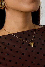 Collana a sfera con iconico cuore medio