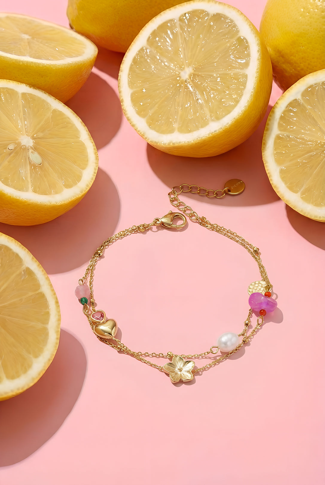 Braccialetto con ciondoli a forma di cuore, fiore, perla e perline
