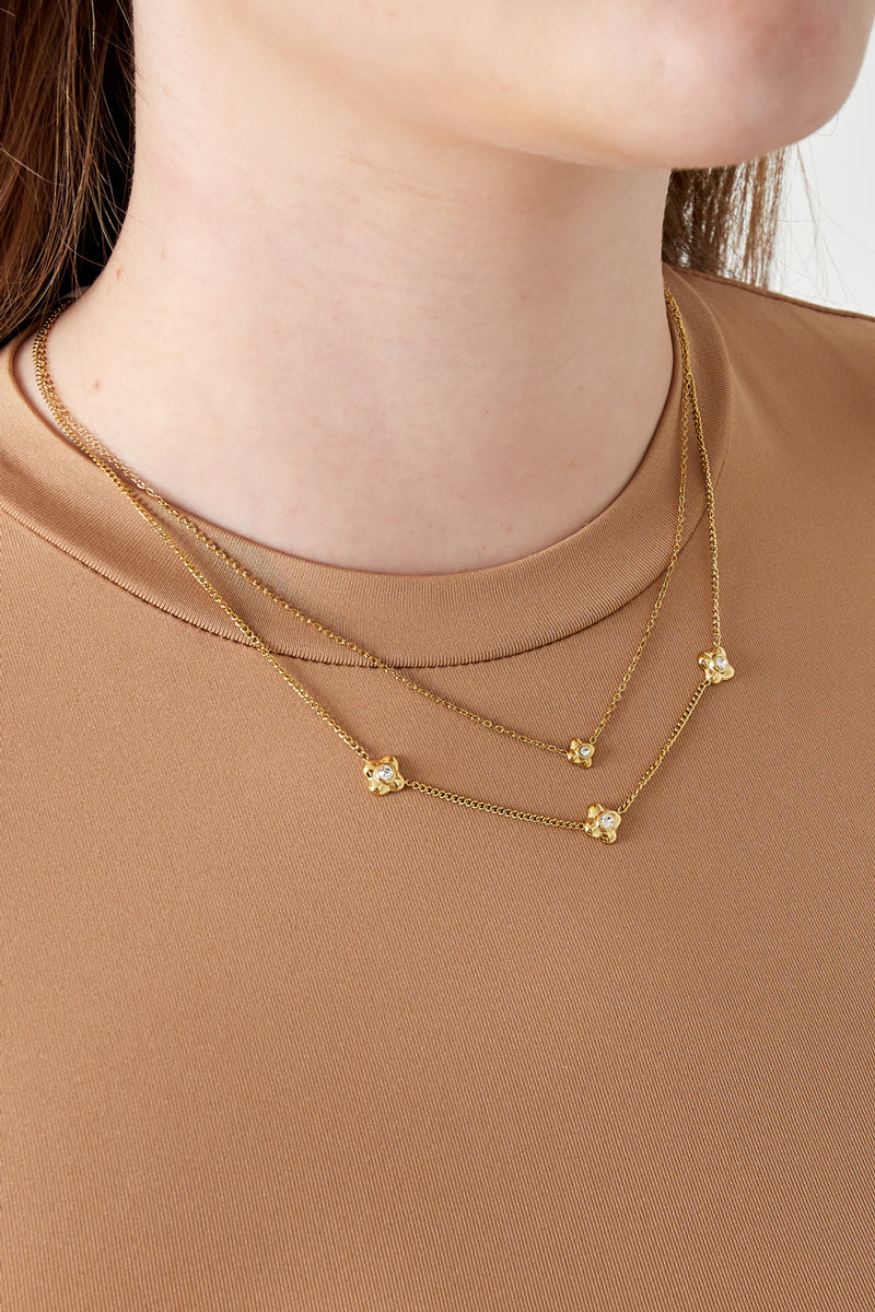 collana fiorita