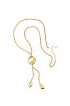 Collana lunga con perle di forma organica