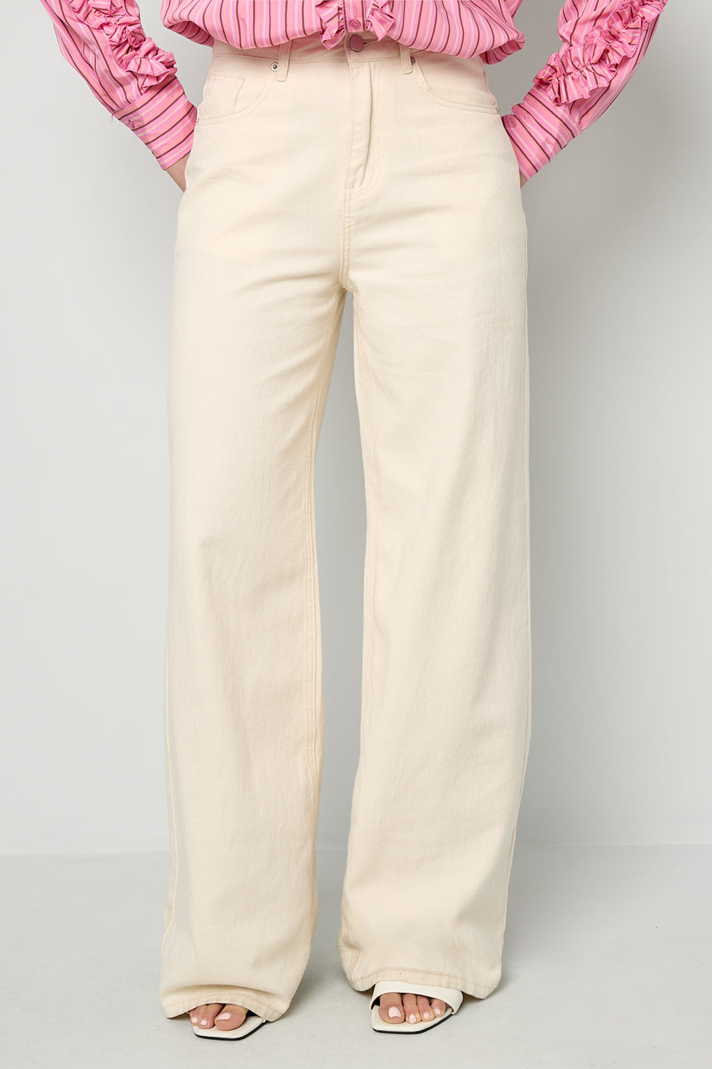 Jeans a gamba larga