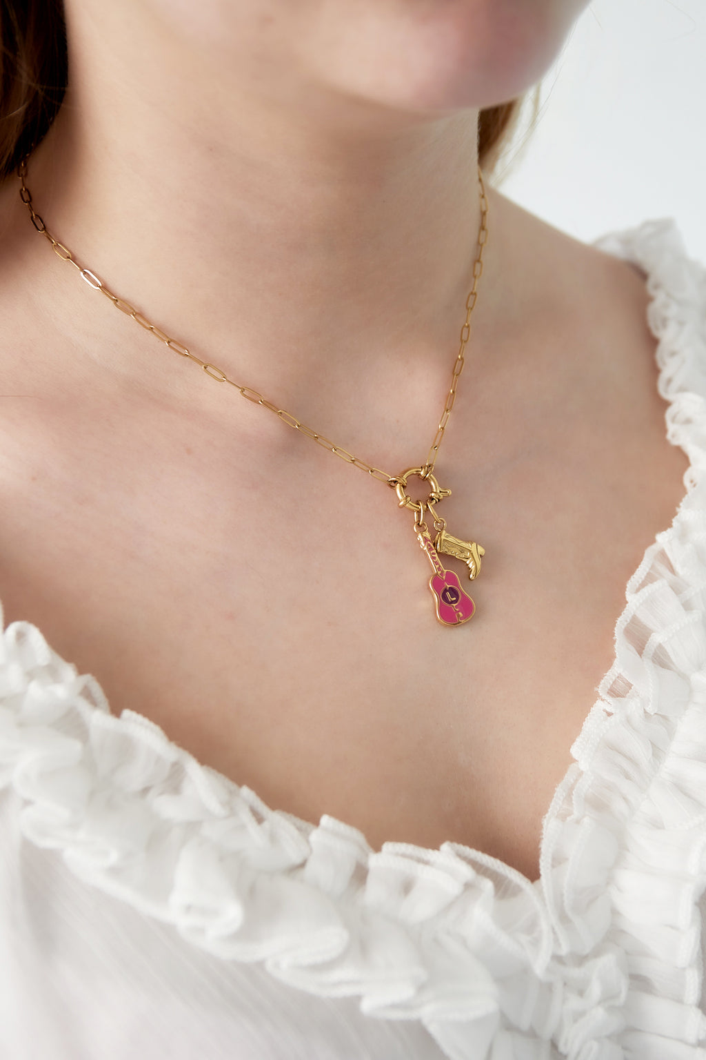 Collana fai da te con chitarra