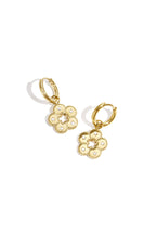 Orecchini con pietre a forma di fiore