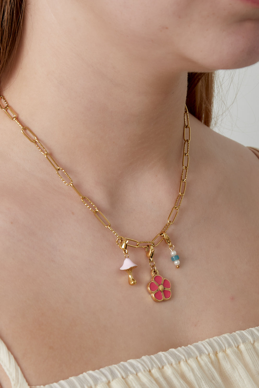 Collana fai da te con fiori