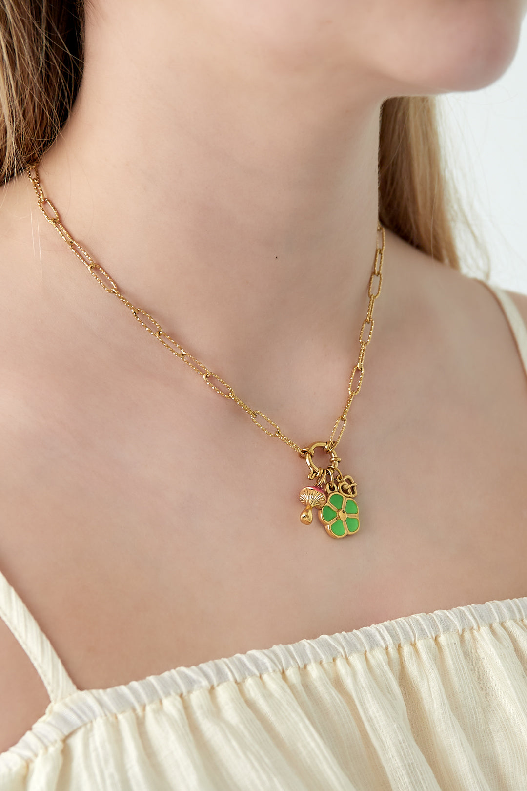 Collana fai da te con trifoglio