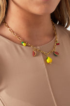 Collana con fiori di agrumi