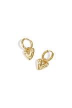 Orecchini con pendente a forma di cuore e zircone