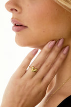 Anello regolabile con cuore decorato